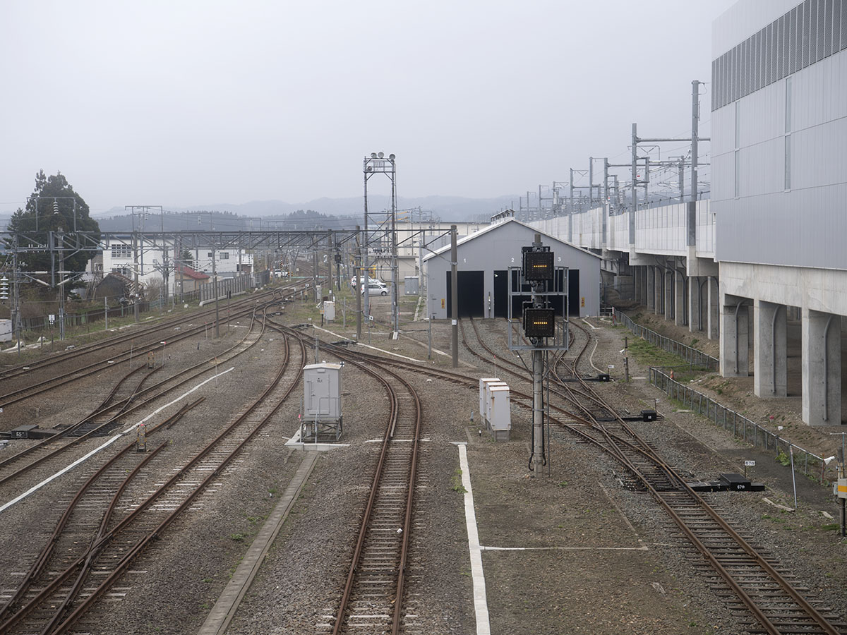 木古内駅自由通路から青函トンネル方を望む