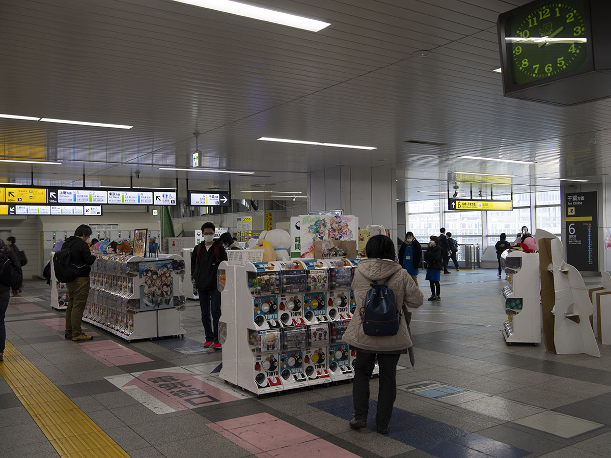 秋葉原駅昭和通り口側中2階コンコース