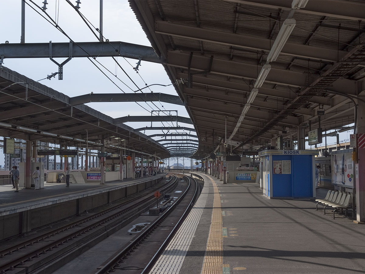 埼京線ホーム（奥は大宮方）