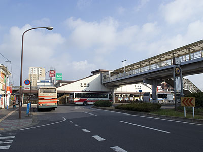 五井駅東口