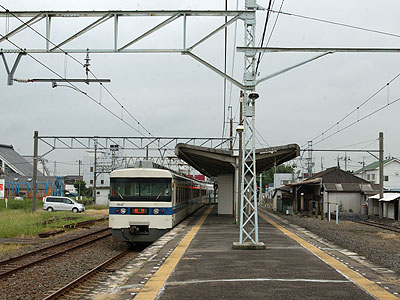 田沼駅ホーム