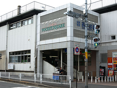 西三荘駅