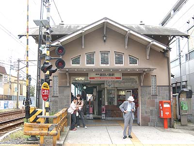 諏訪ノ森駅