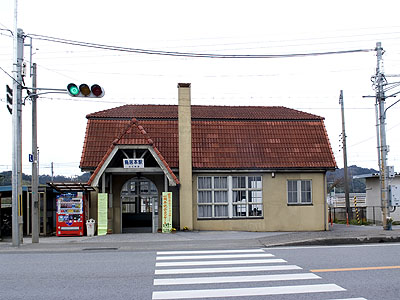 鳥居本駅