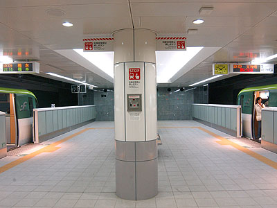 七隈駅ホーム