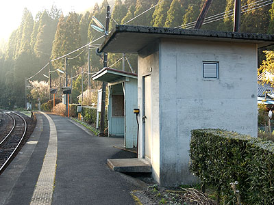 中福良駅