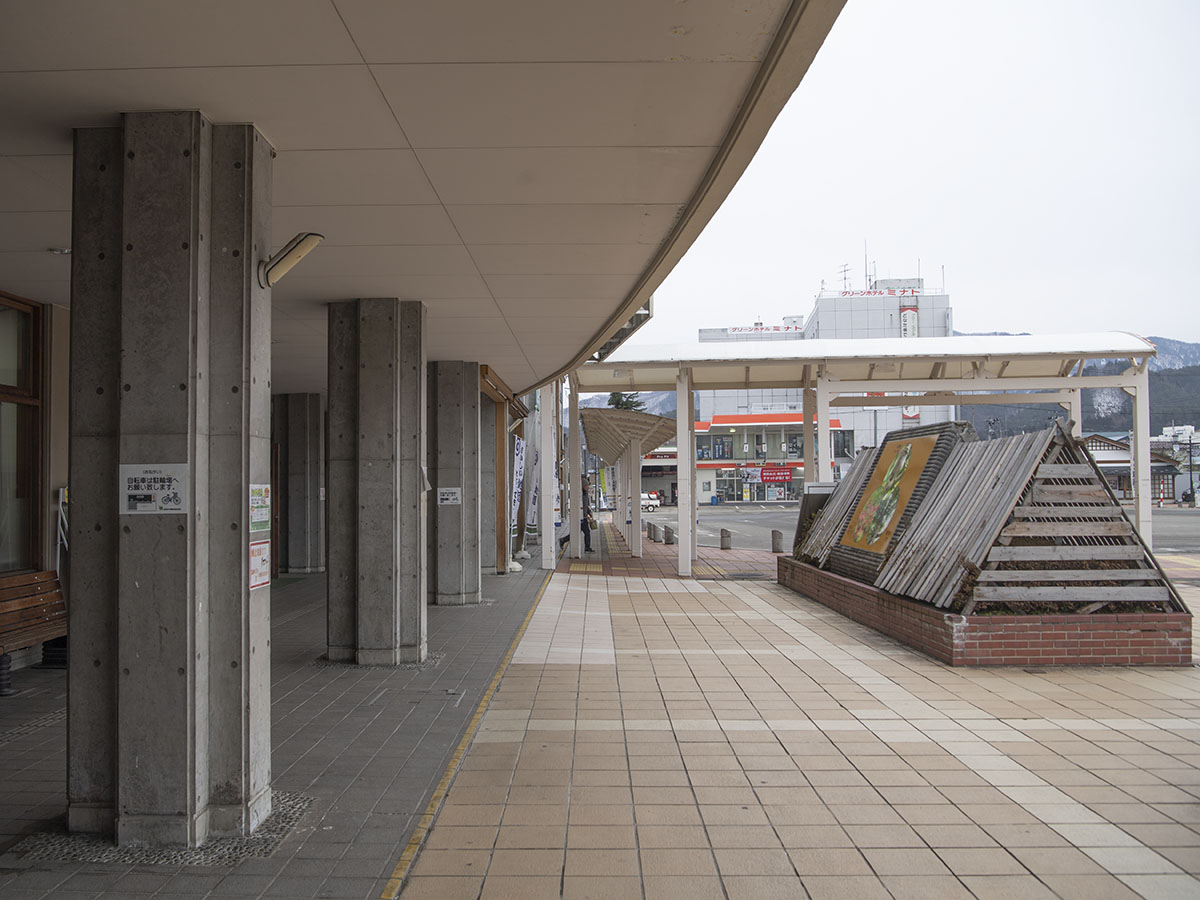 会津田島駅駅前