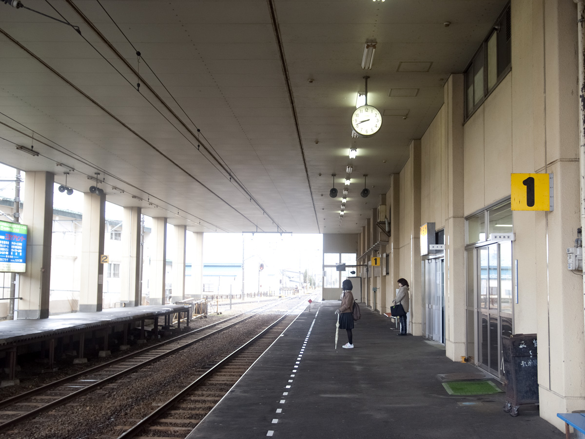 平賀駅ホーム