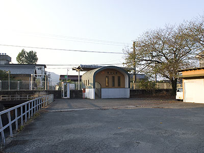 茶臼山駅