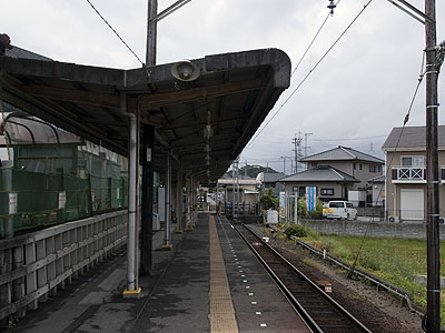 西日野駅ホーム
