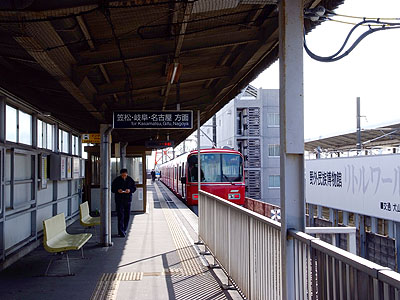 新羽島駅ホーム